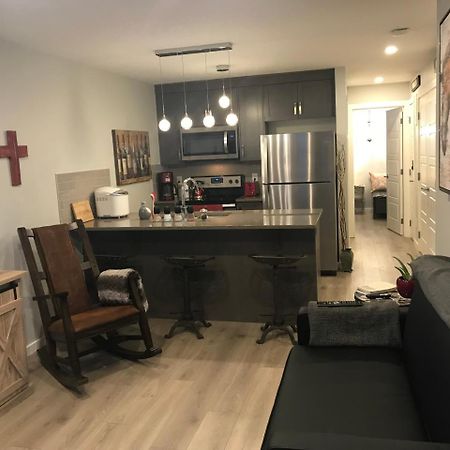 Home Sweet Condo YYC Dış mekan fotoğraf