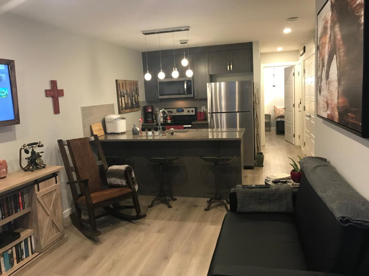 Home Sweet Condo YYC Dış mekan fotoğraf