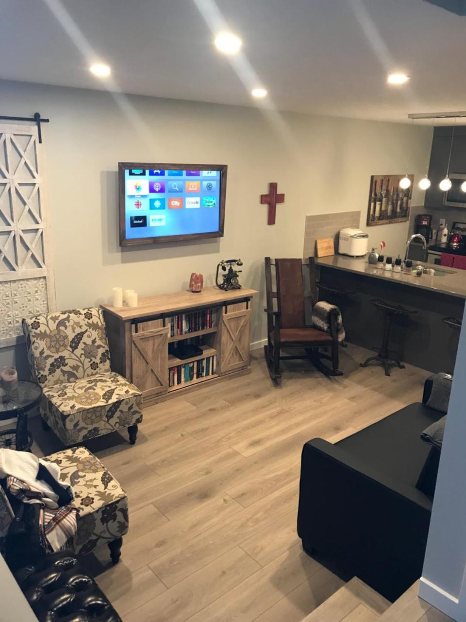 Home Sweet Condo YYC Dış mekan fotoğraf