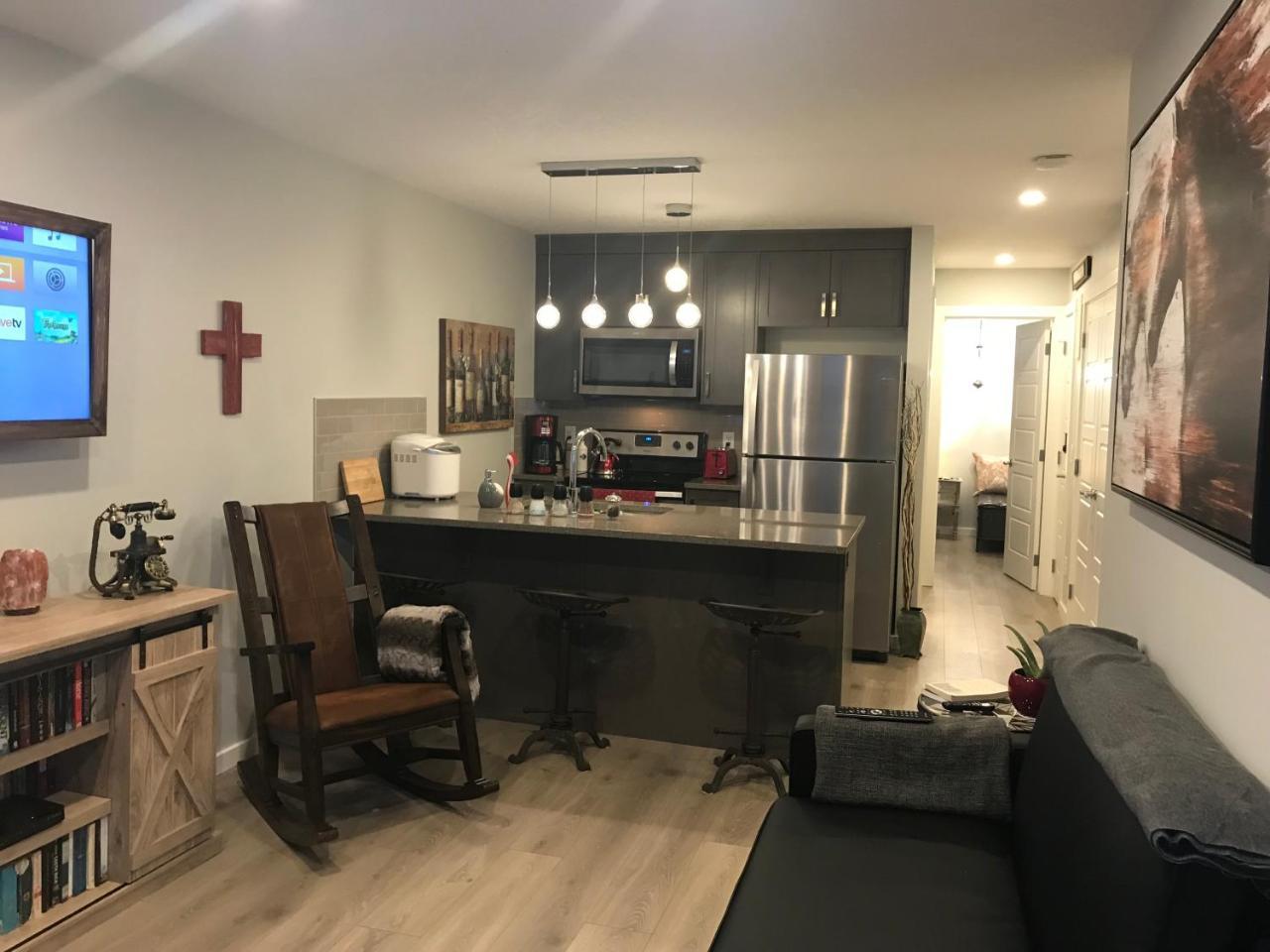 Home Sweet Condo YYC Dış mekan fotoğraf