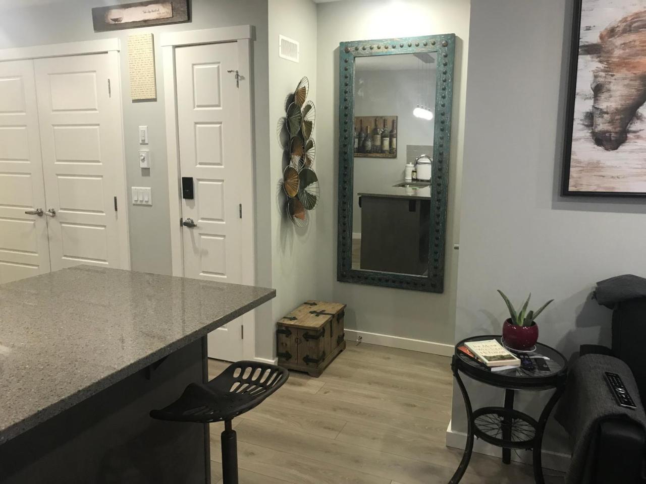 Home Sweet Condo YYC Dış mekan fotoğraf